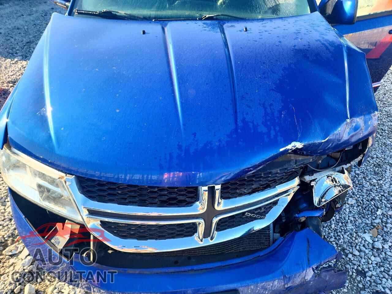 DODGE JOURNEY 2015 - 3C4PDCBB4FT599824