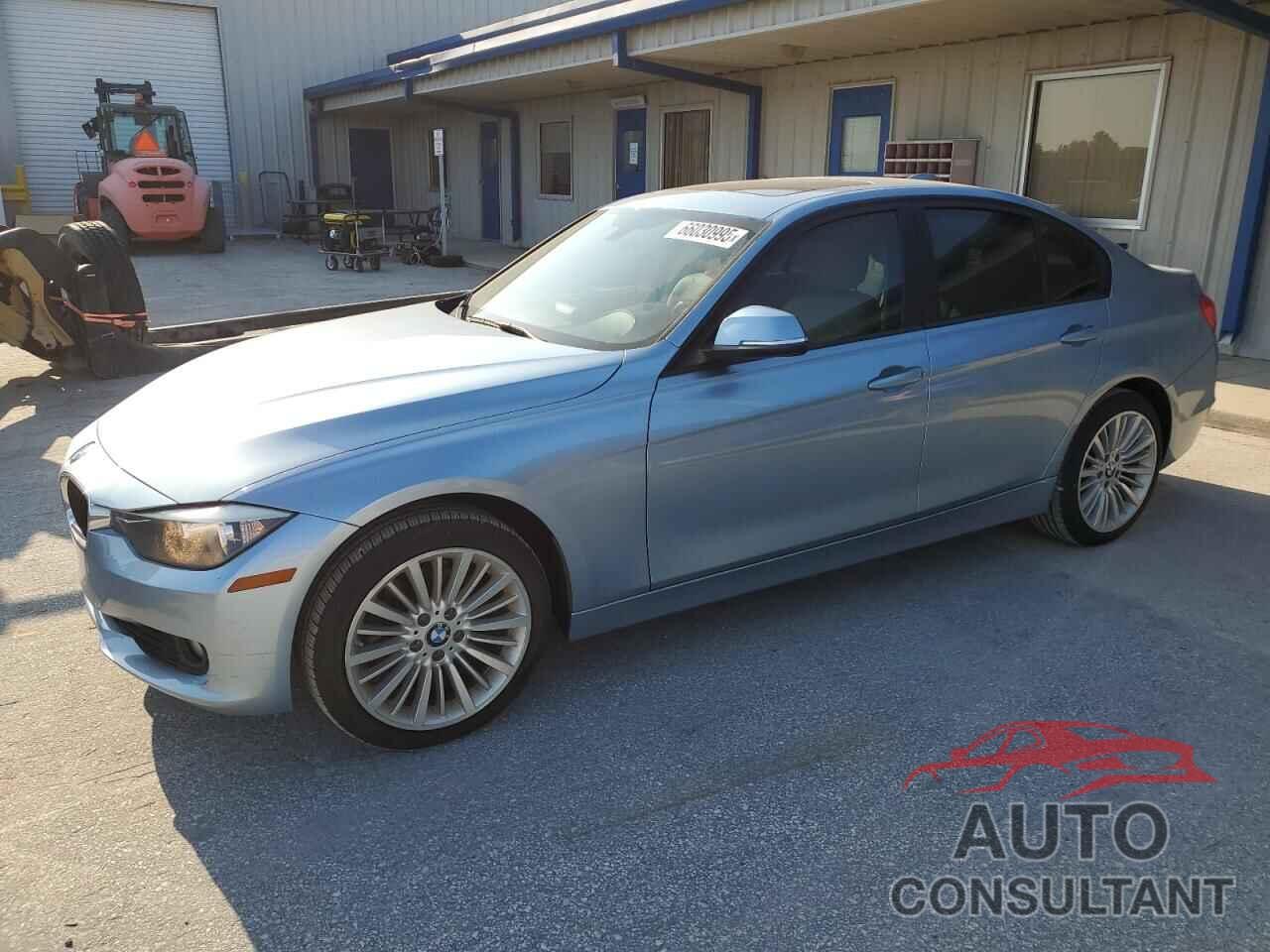 BMW 3 SERIES 2012 - WBA3A5C52CF343874