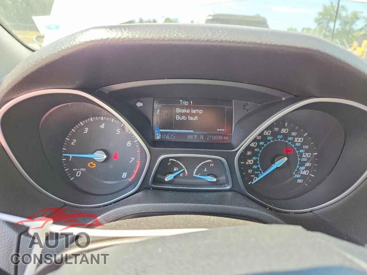 FORD FOCUS 2012 - 1FAHP3N23CL289300