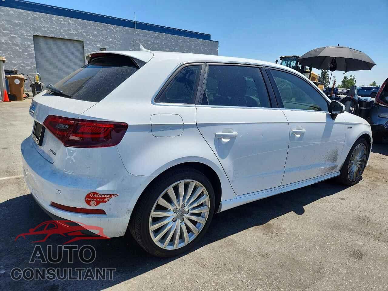AUDI A3 2016 - WAUTPBFFXGA097774