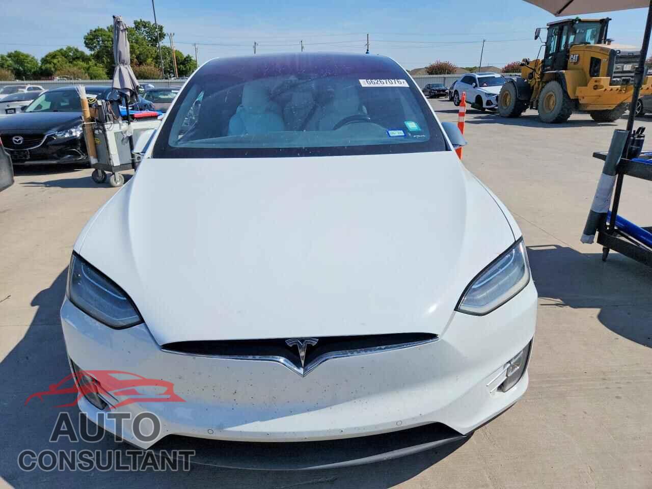 TESLA MODEL X 2016 - 5YJXCAE22GF017044