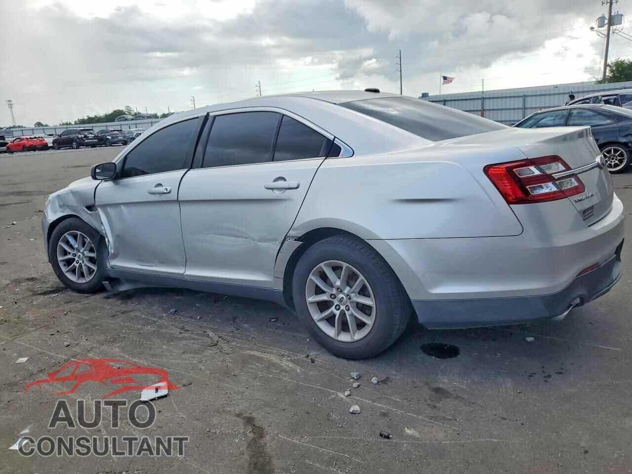 FORD TAURUS 2013 - 1FAHP2D8XDG181685