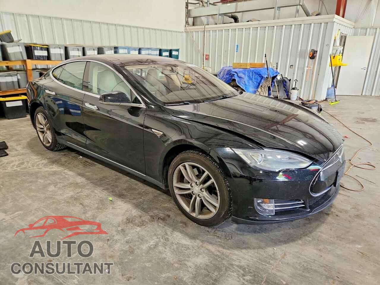 TESLA MODEL S 2014 - 5YJSA1H18EFP49436