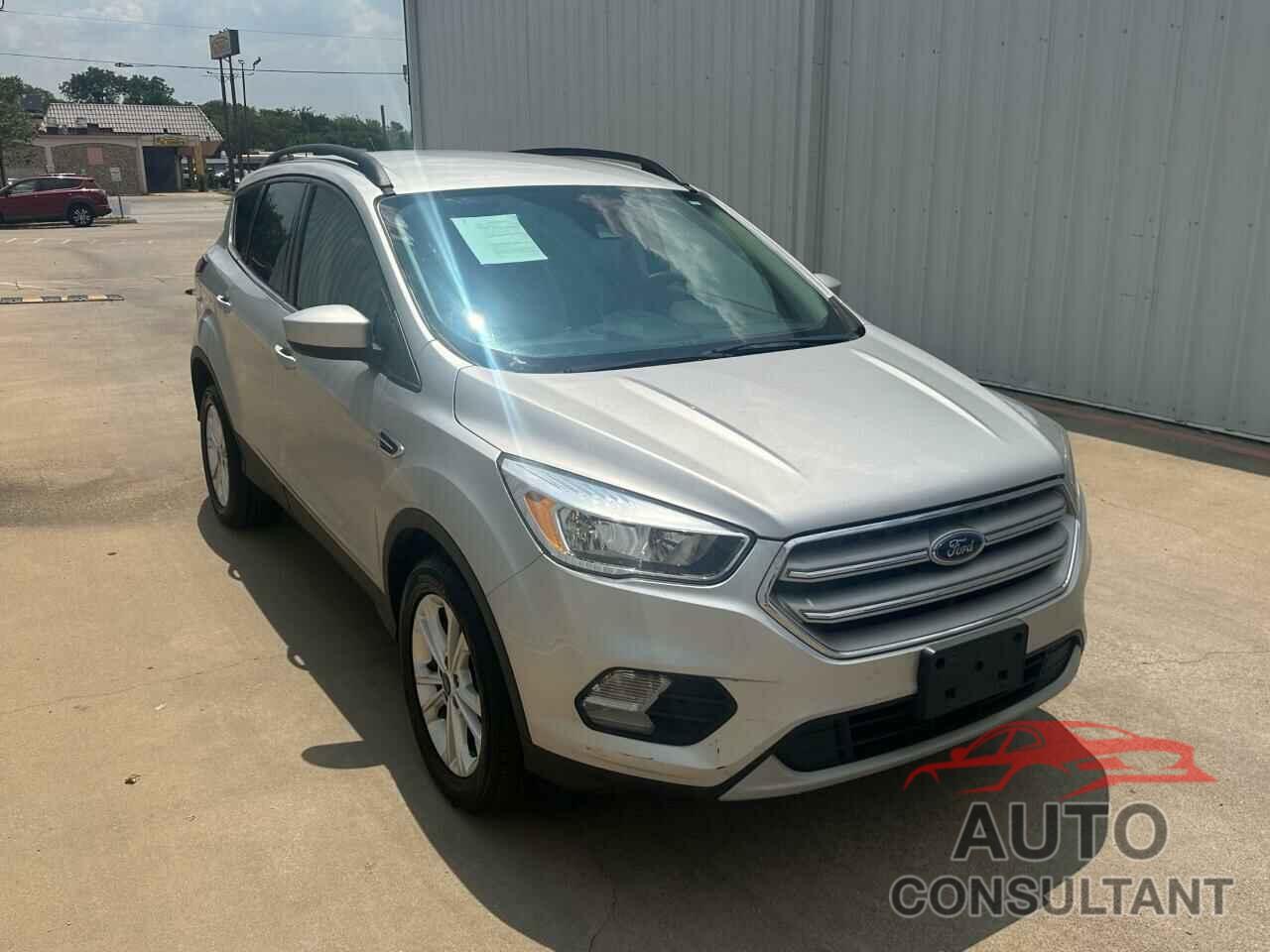 FORD ESCAPE 2018 - 1FMCU9GD0JUD07334