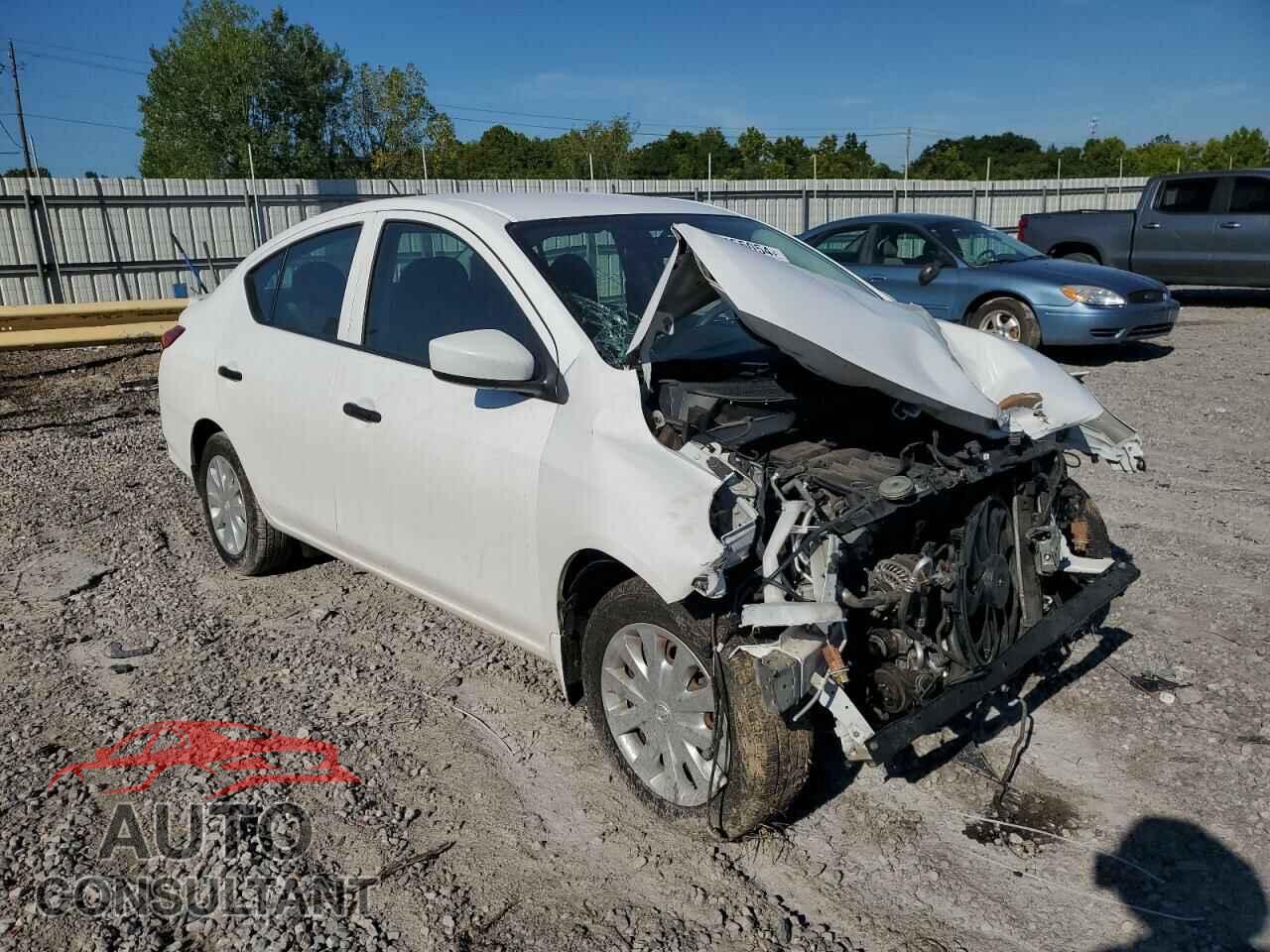 NISSAN VERSA 2017 - 3N1CN7AP3HL902095