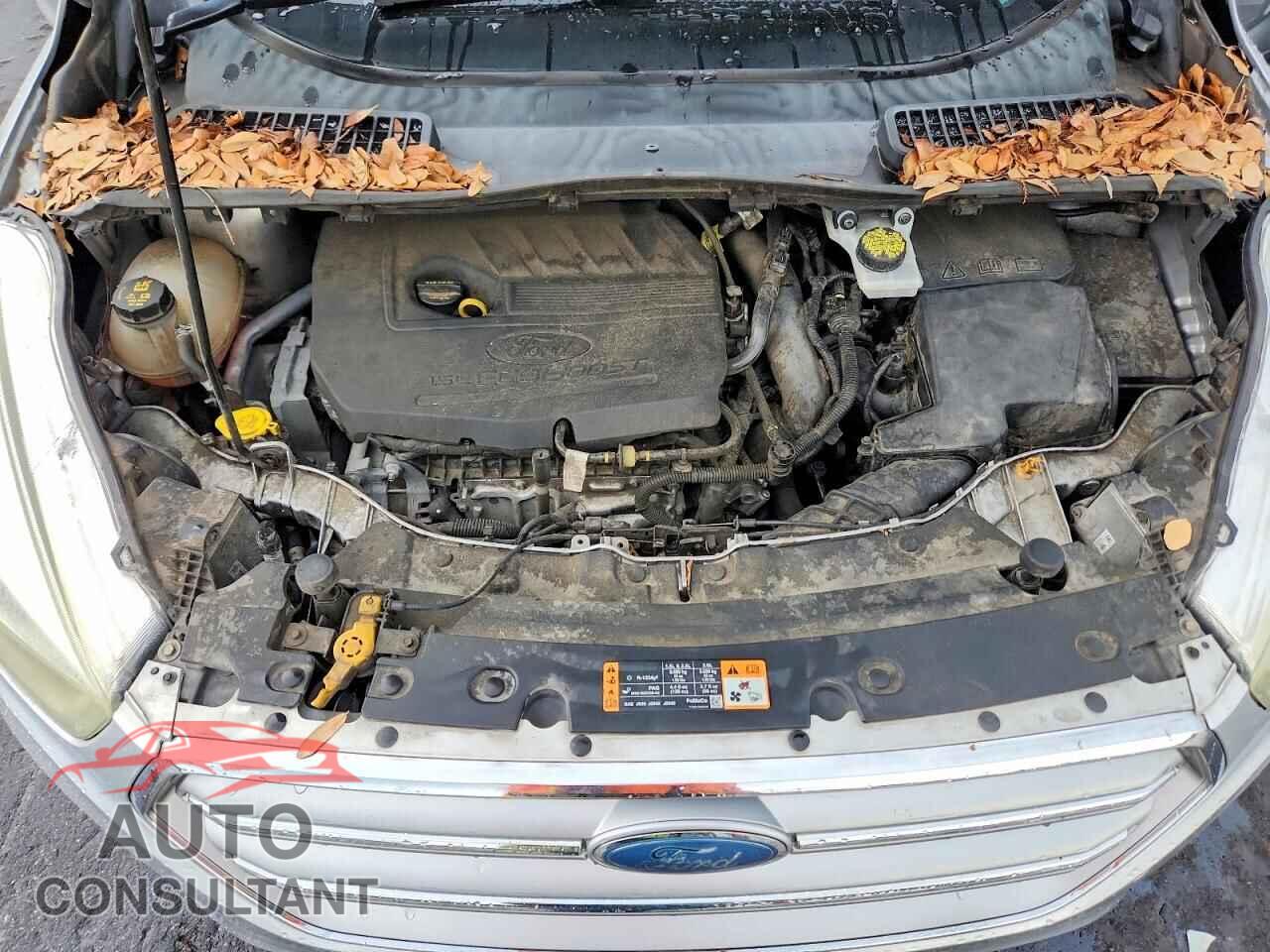 FORD ESCAPE 2017 - 1FMCU9JD8HUC82329