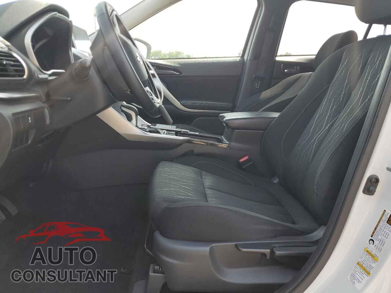 MITSUBISHI ECLIPSE 2018 - JA4AT5AA5JZ040212