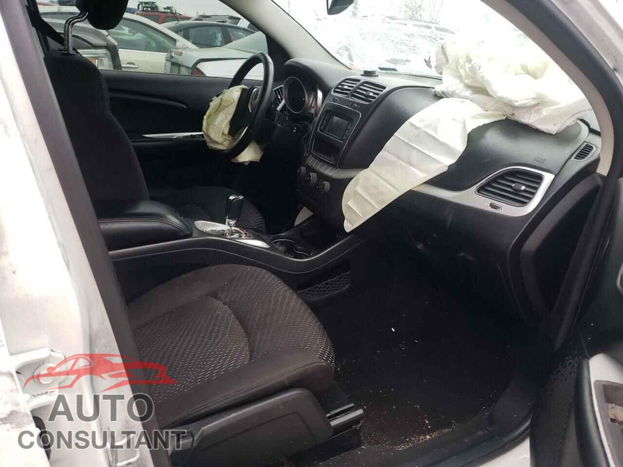 DODGE JOURNEY 2017 - 3C4PDCBB7HT547624