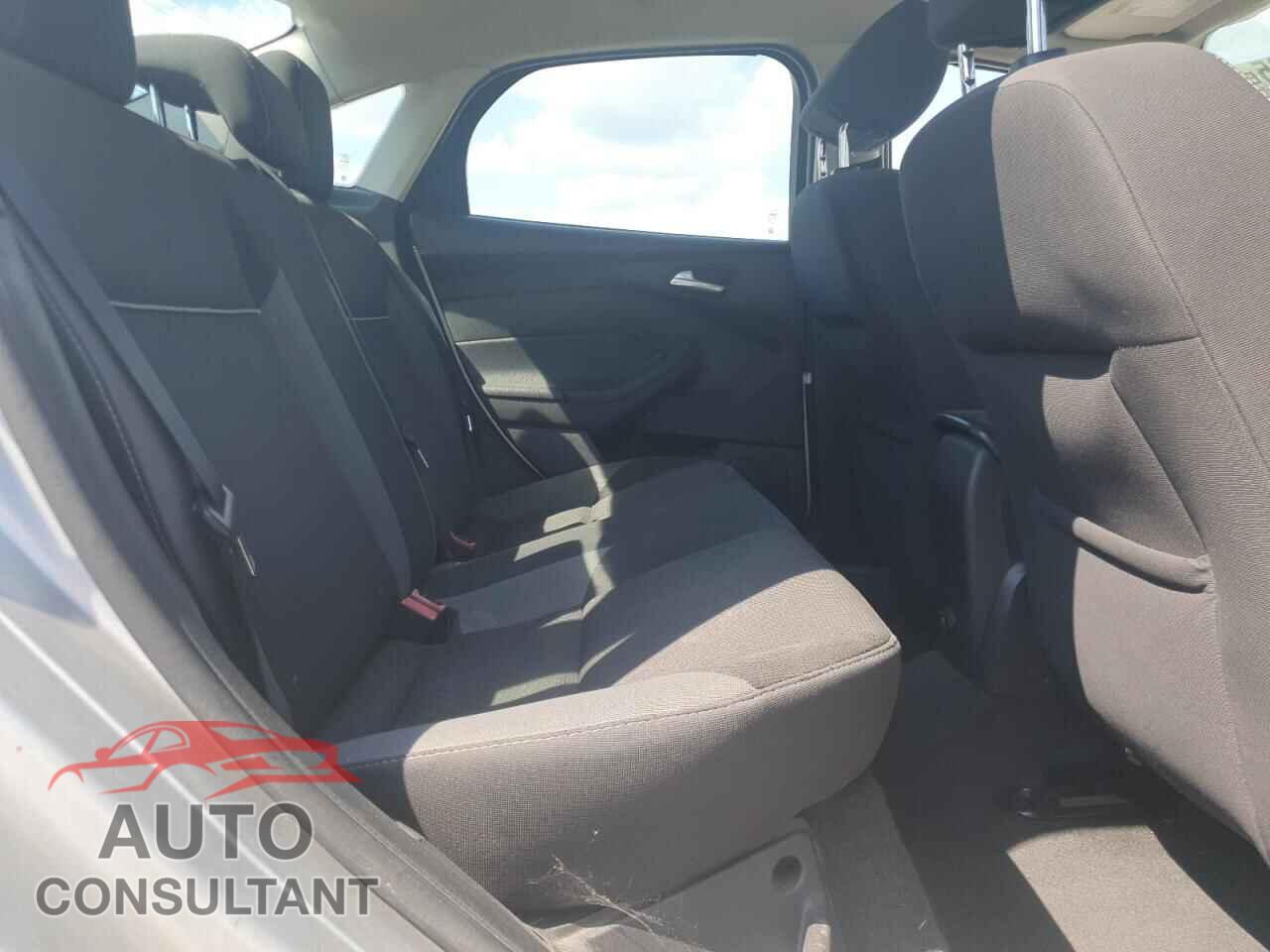 FORD FOCUS 2013 - 1FADP3F22DL168837