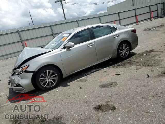 LEXUS ES300 2017 - JTHBW1GG0H2149457