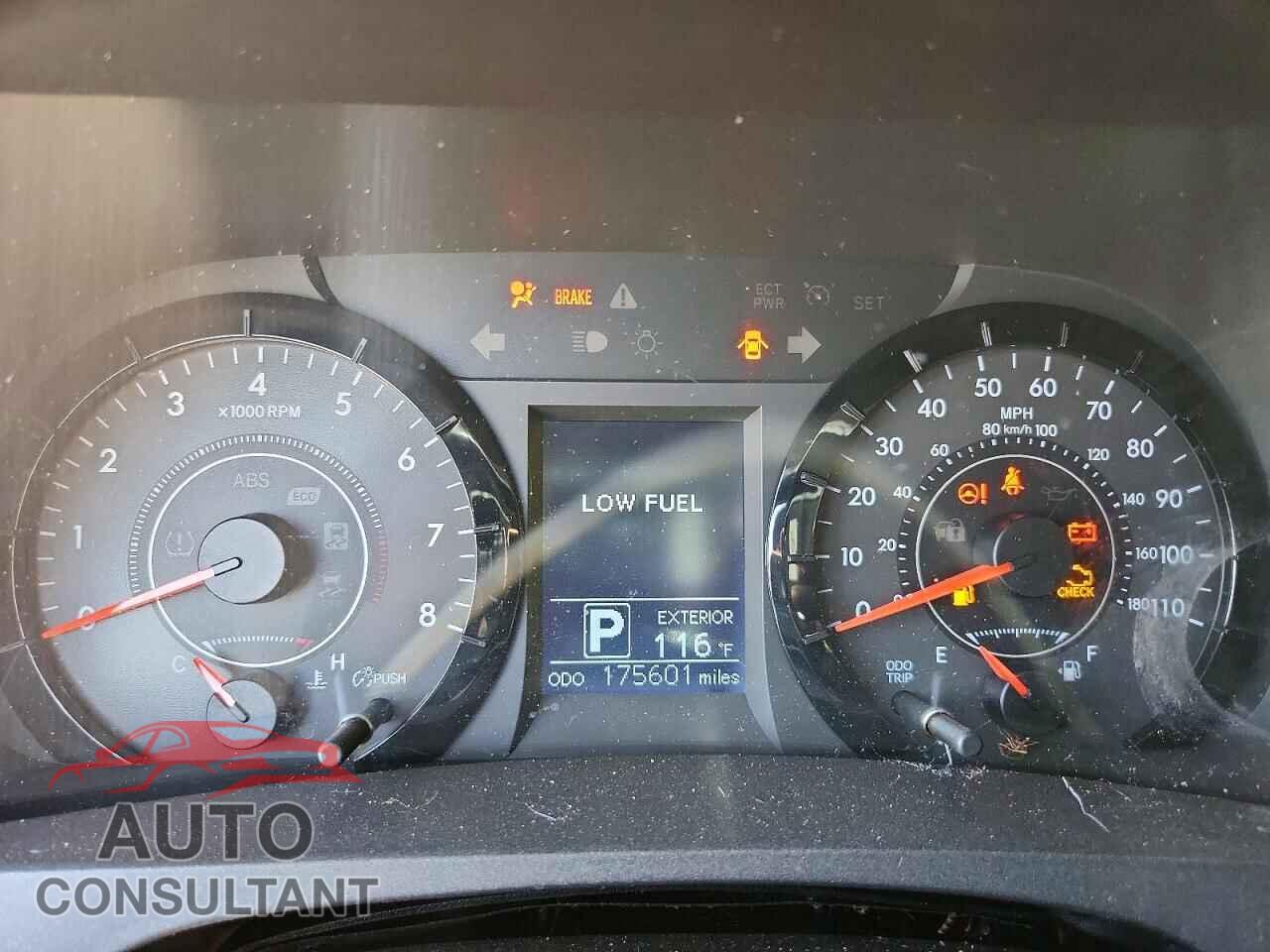 TOYOTA SIENNA 2017 - 5TDZZ3DC7HS824251