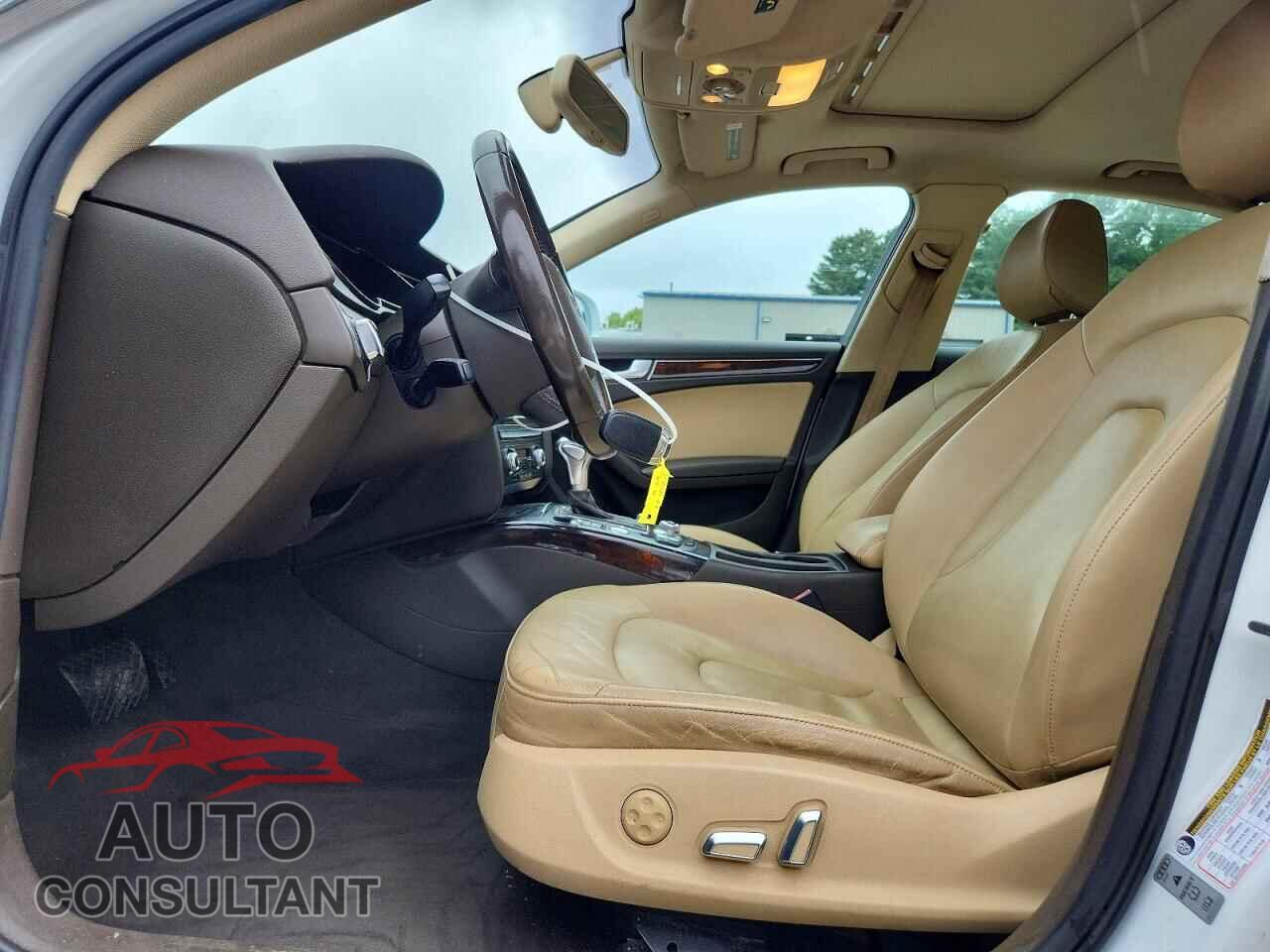 AUDI A4 2015 - WAUFFAFL0FN013811