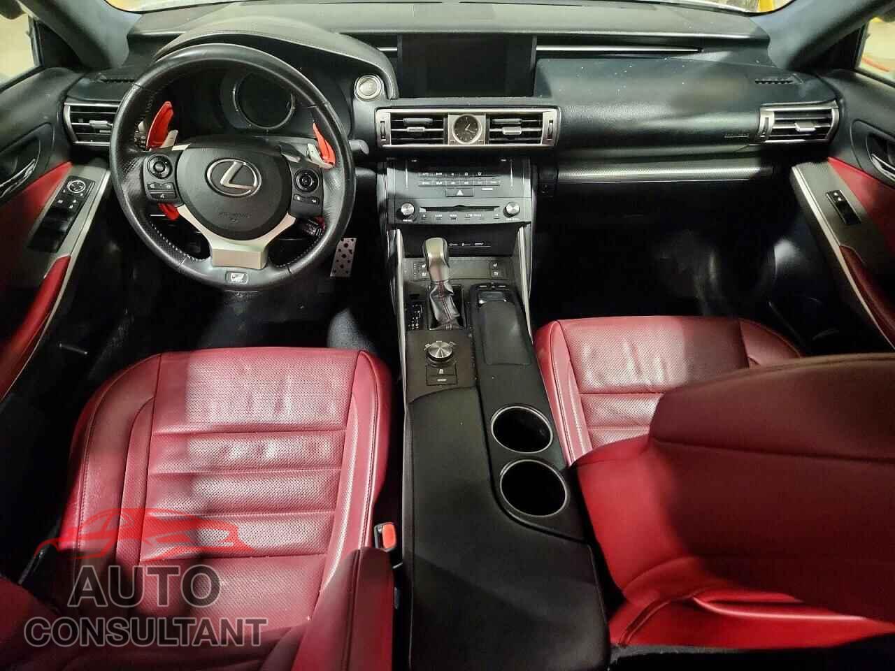 LEXUS IS 2015 - JTHCE1D24F5005924