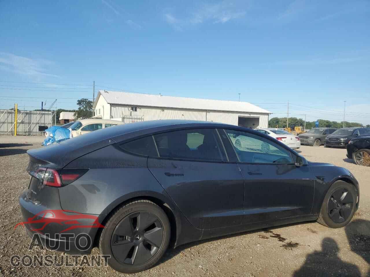 TESLA MODEL 3 2021 - 5YJ3E1EB8MF974654