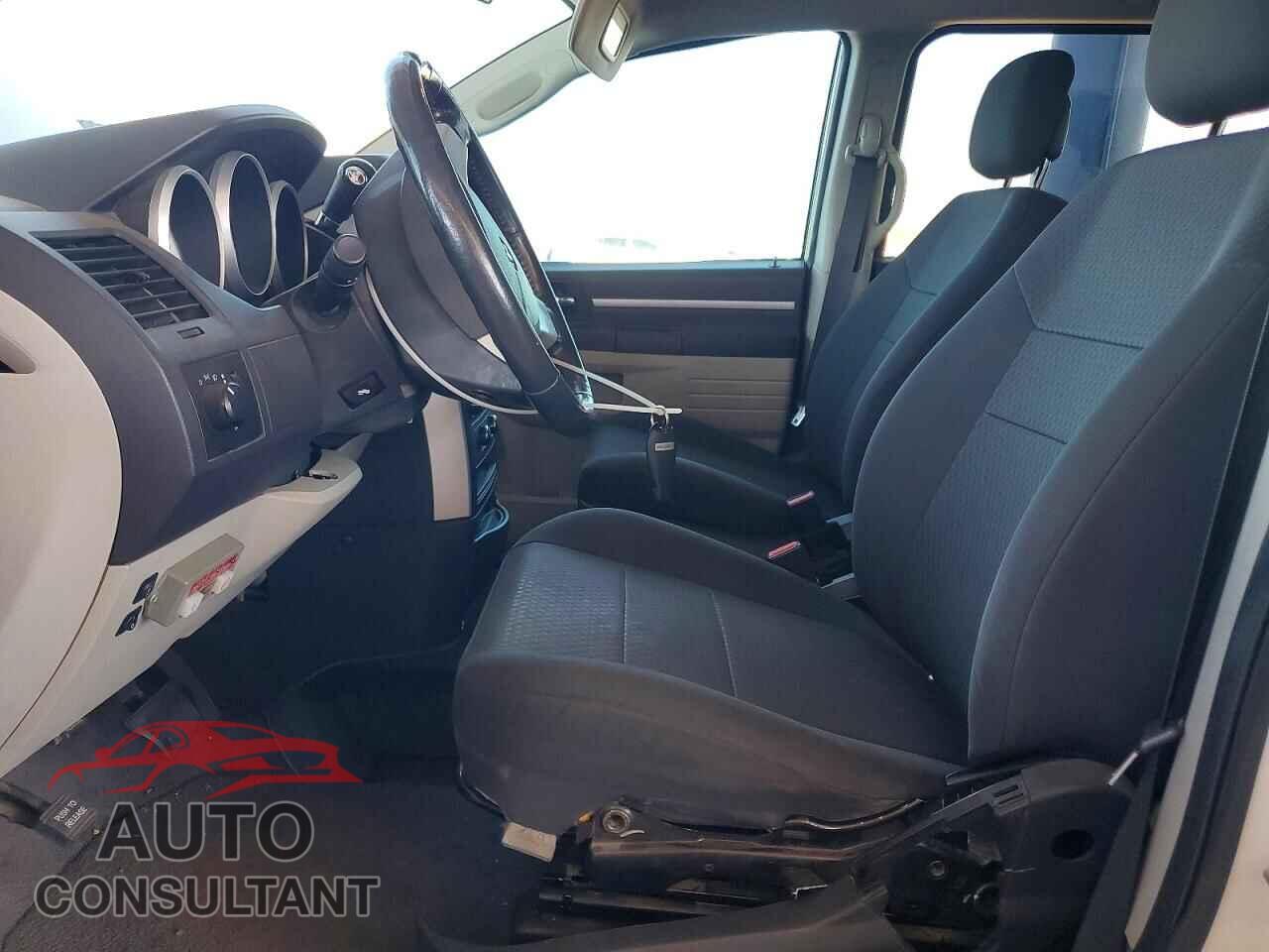 DODGE CARAVAN 2010 - 2D4RN3D15AR380475