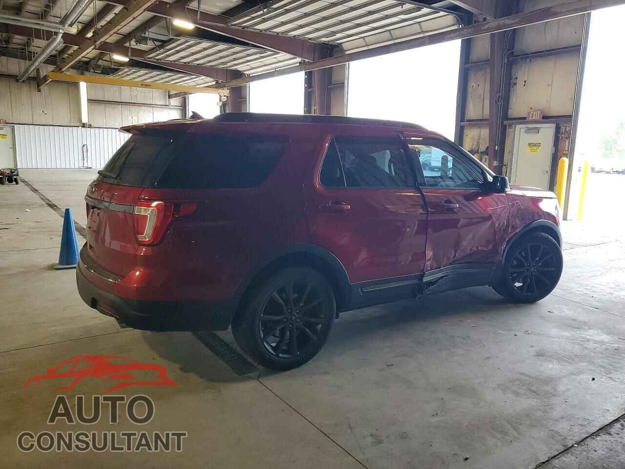 FORD EXPLORER 2018 - 1FM5K7D8XJGA36002
