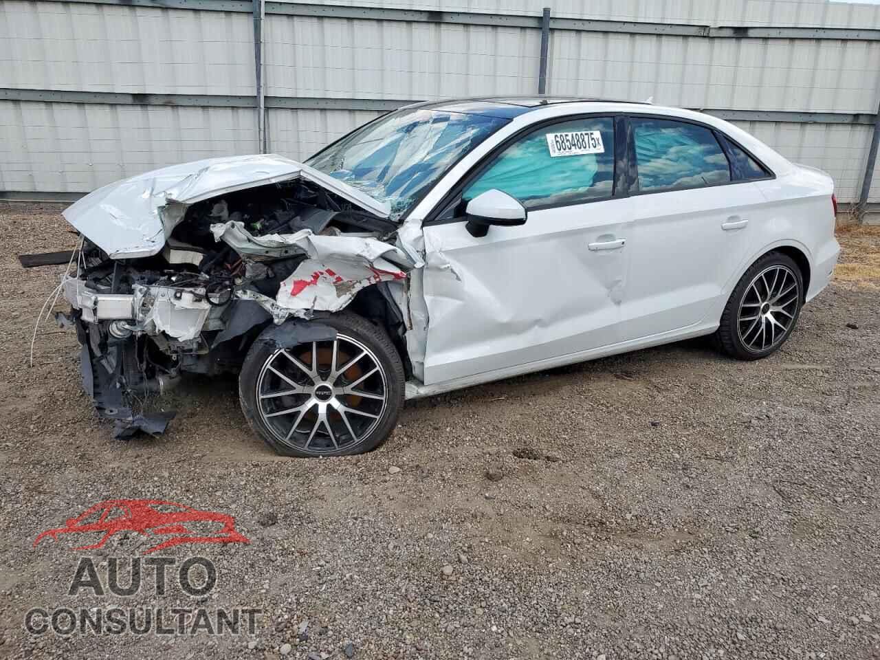 AUDI A3 2016 - WAUA7GFF2G1067852