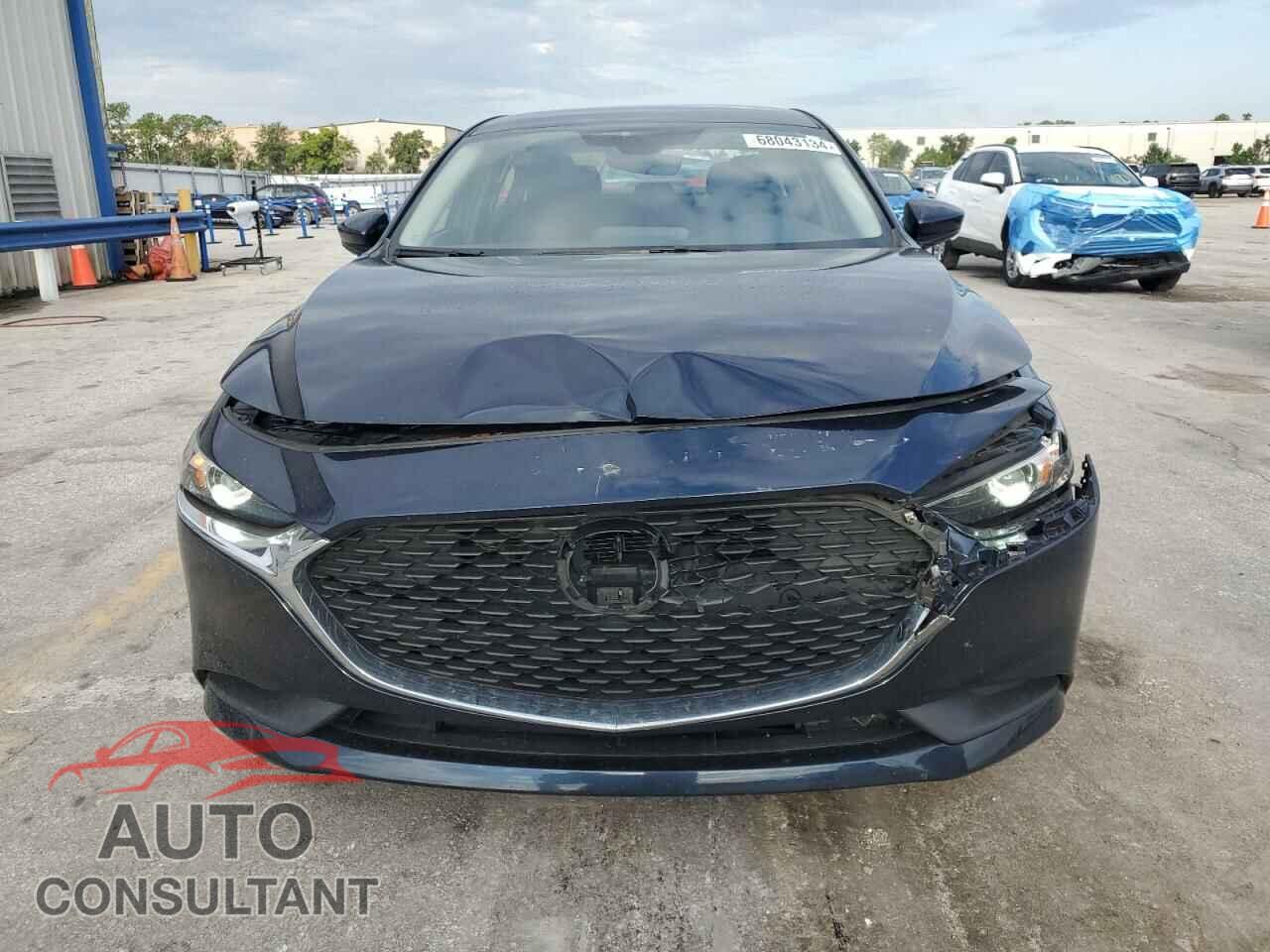 MAZDA 3 2019 - JM1BPABL3K1123225