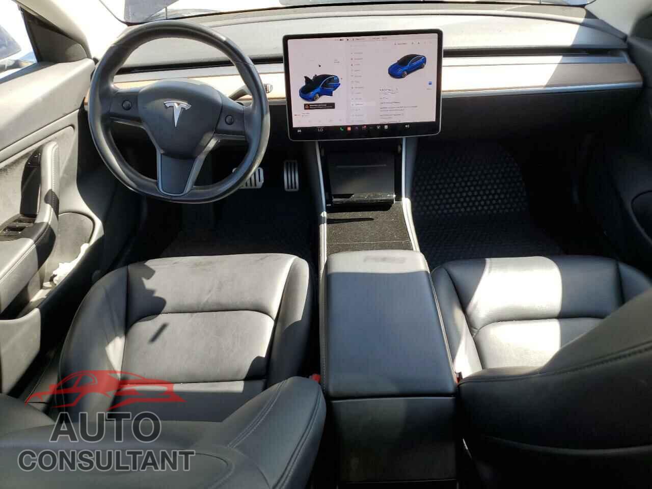 TESLA MODEL 3 2018 - 5YJ3E1EB2JF083920