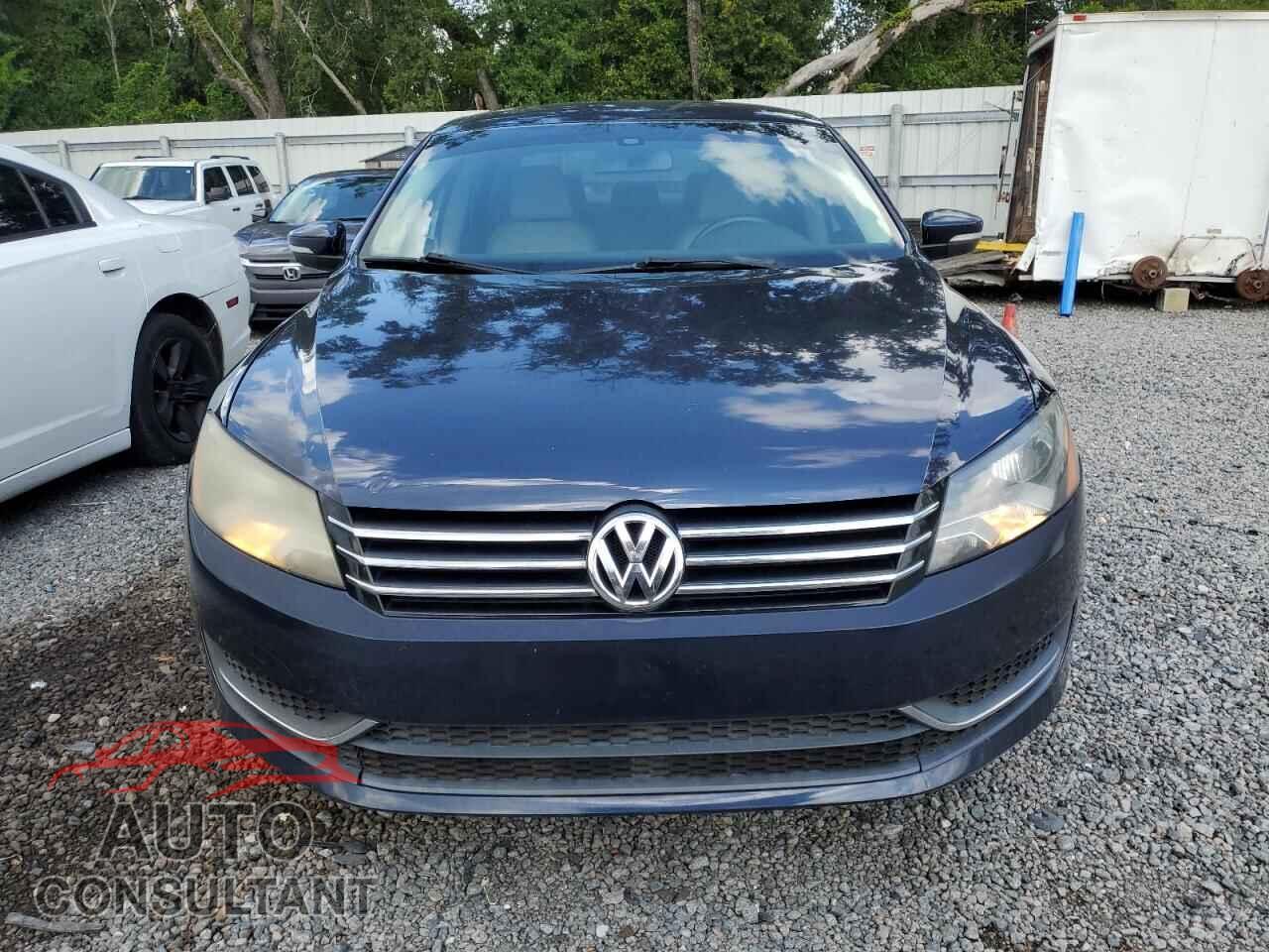 VOLKSWAGEN PASSAT 2014 - 1VWAT7A30EC031104