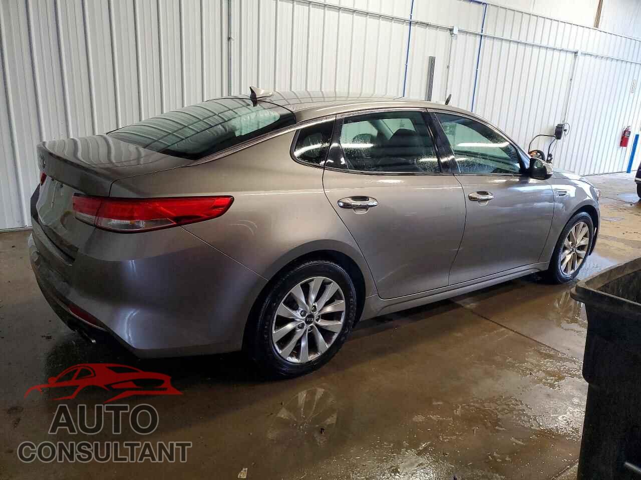 KIA OPTIMA 2017 - 5XXGU4L34HG143334