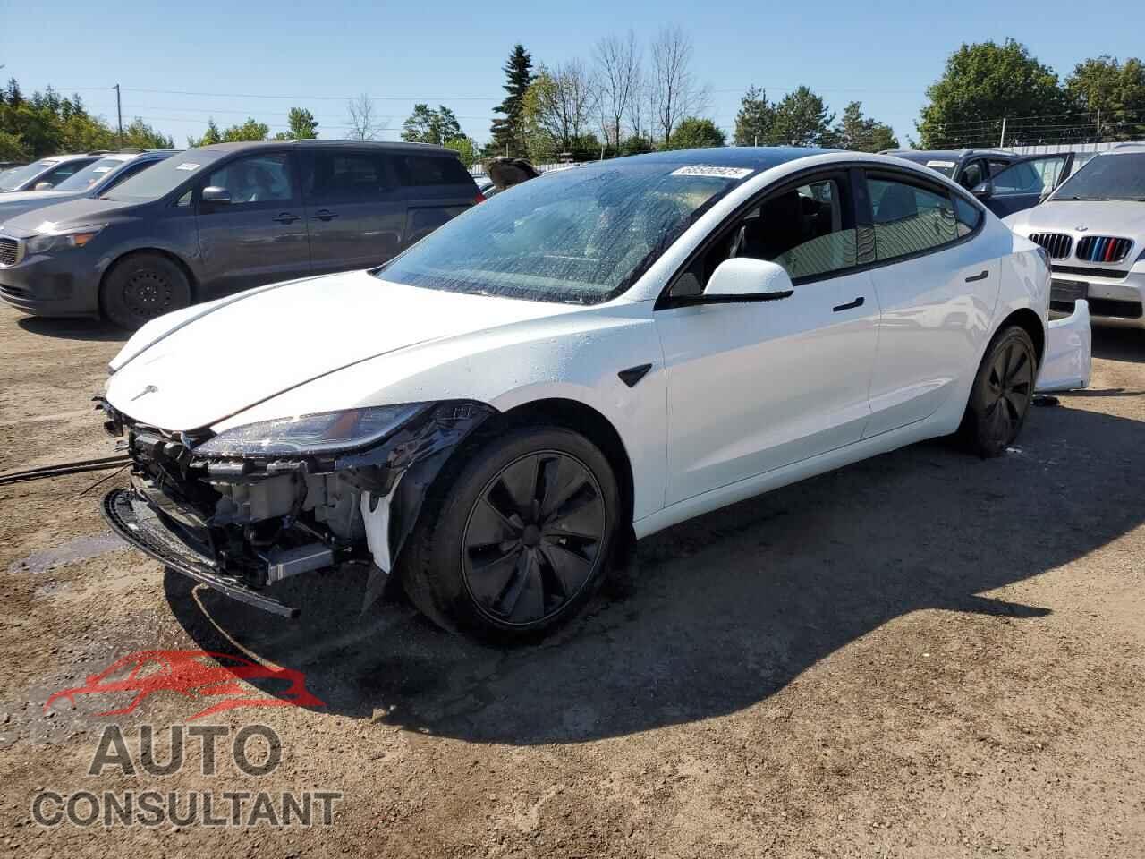 TESLA MODEL 3 2025 - 5YJ3E1EB9SF922852