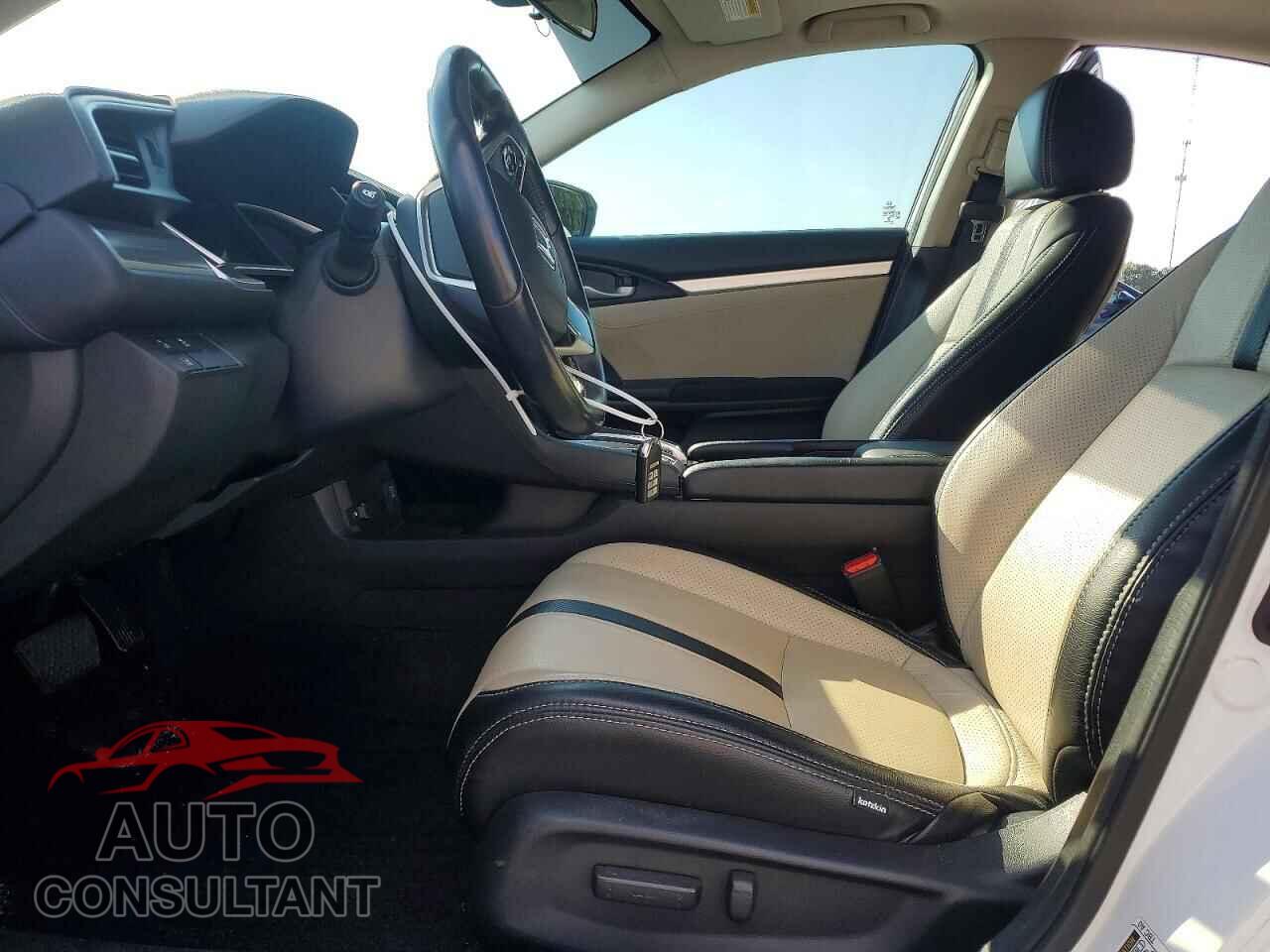 HONDA CIVIC 2019 - 19XFC1F3XKE005158
