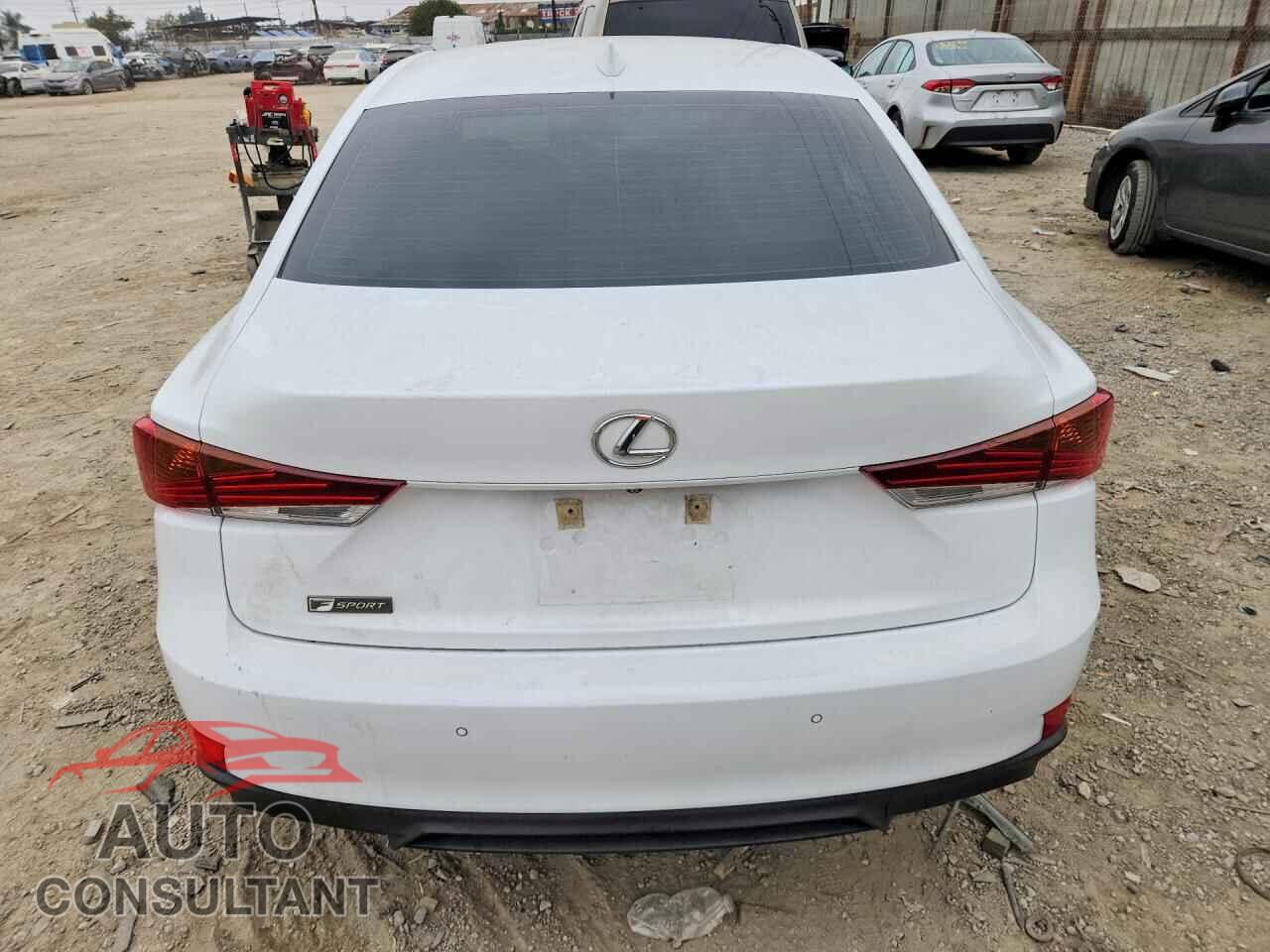 LEXUS IS 2019 - JTHBA1D22K5100256