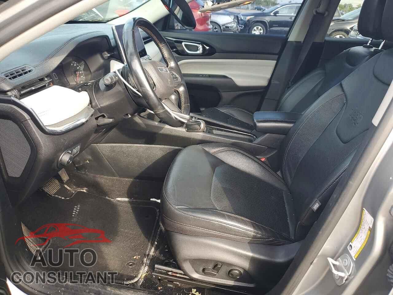 JEEP COMPASS 2022 - 3C4NJDCB2NT105348