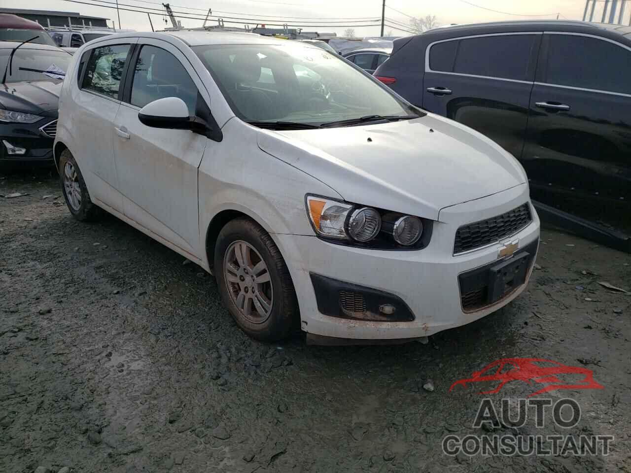 CHEVROLET SONIC 2016 - 1G1JC6SGXG4130940