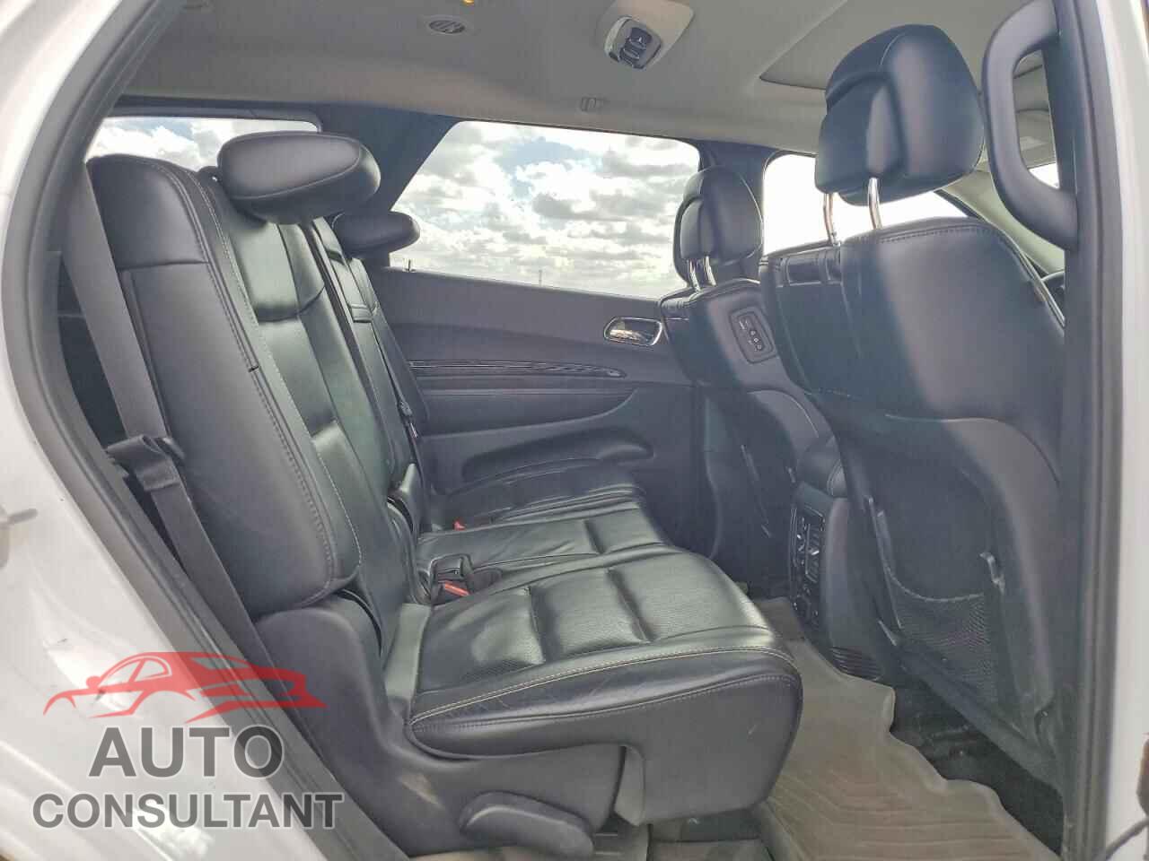 DODGE DURANGO 2015 - 1C4SDJET4FC751146