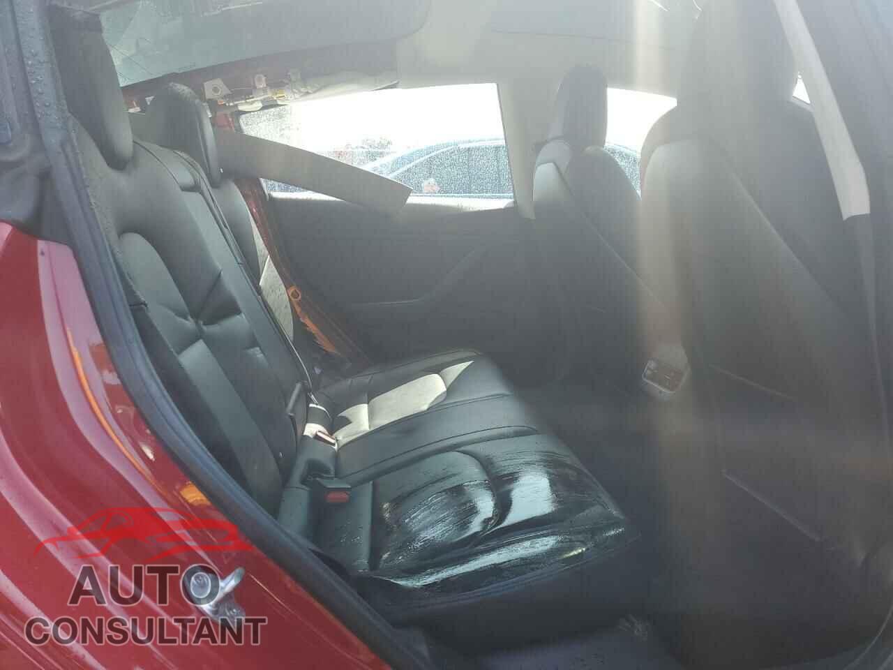 TESLA MODEL 3 2018 - 5YJ3E1EA0JF007992