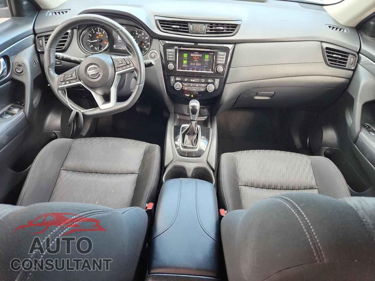 NISSAN ROGUE 2018 - KNMAT2MV2JP512591