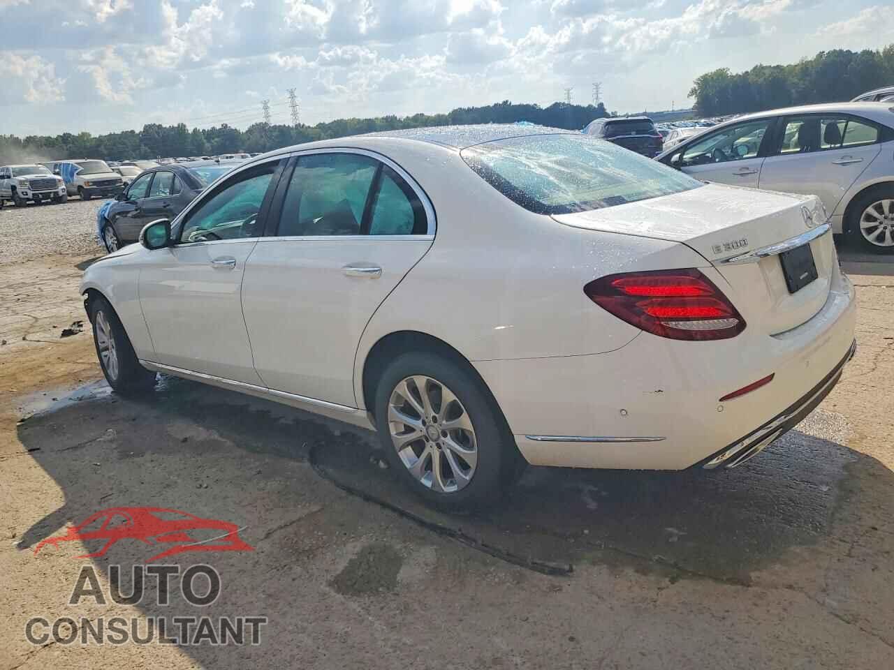 MERCEDES-BENZ E-CLASS 2017 - WDDZF4KB3HA071894