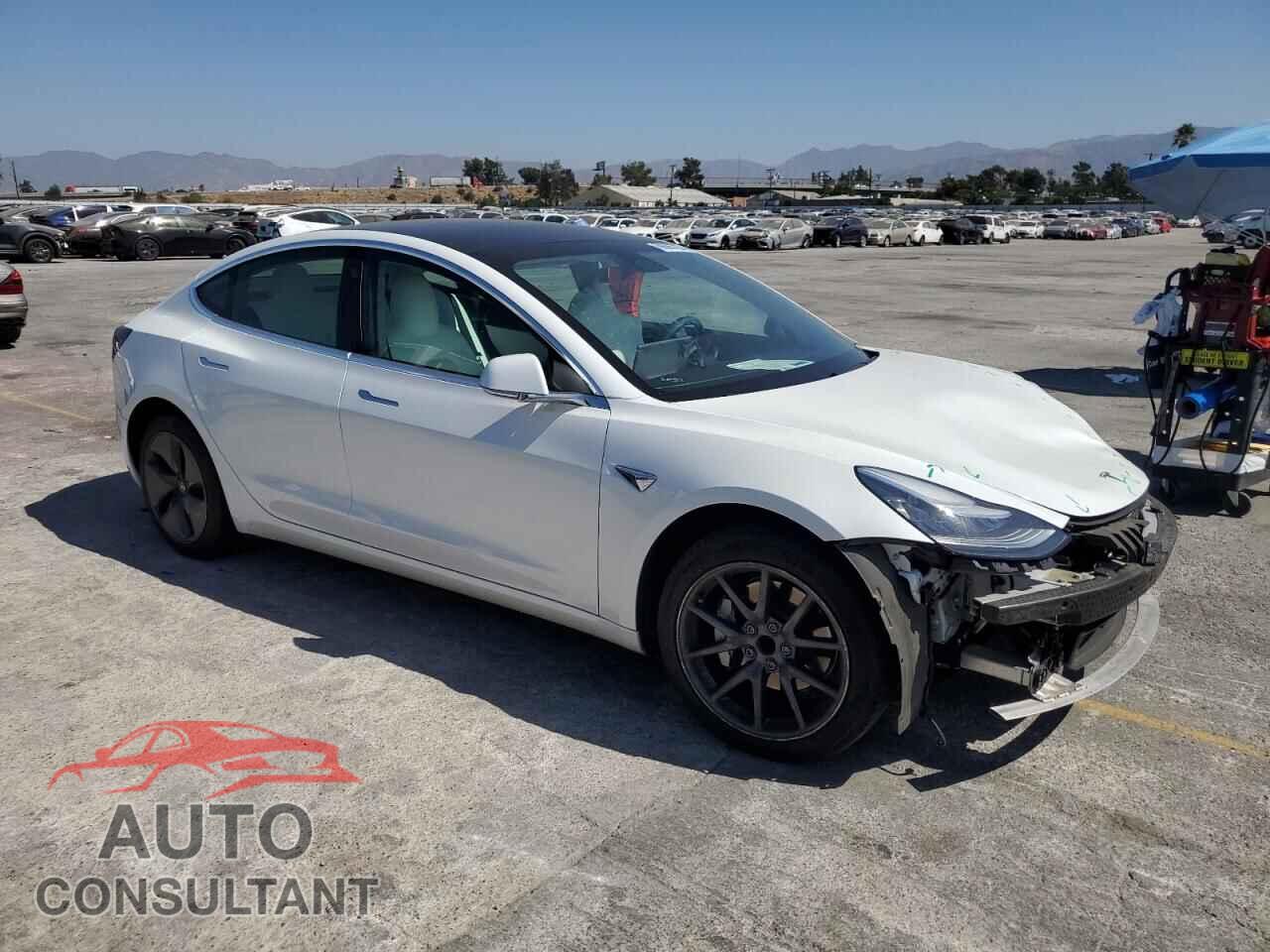 TESLA MODEL 3 2020 - 5YJ3E1EA0LF615384