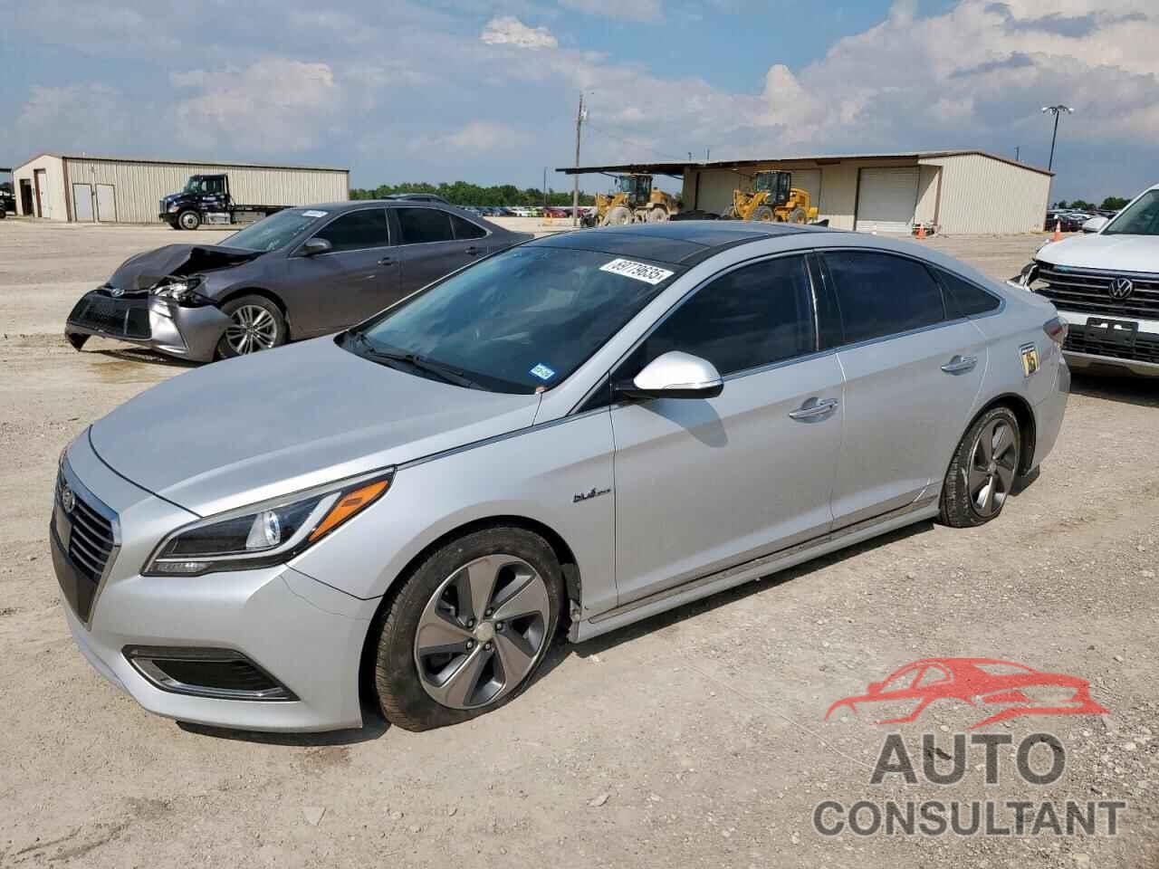 HYUNDAI SONATA 2017 - KMHE34L16HA045955