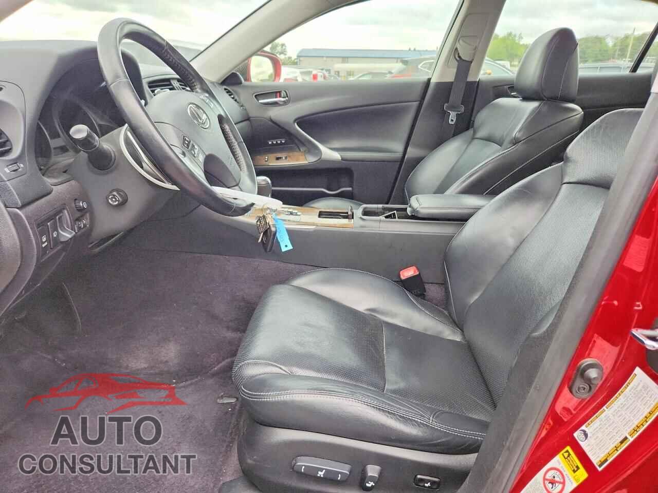 LEXUS IS 2010 - JTHCF5C28A5038519