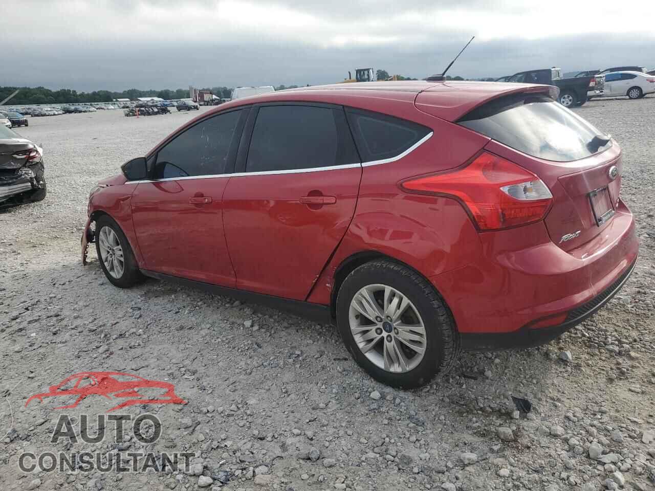 FORD FOCUS 2012 - 1FAHP3M24CL434605