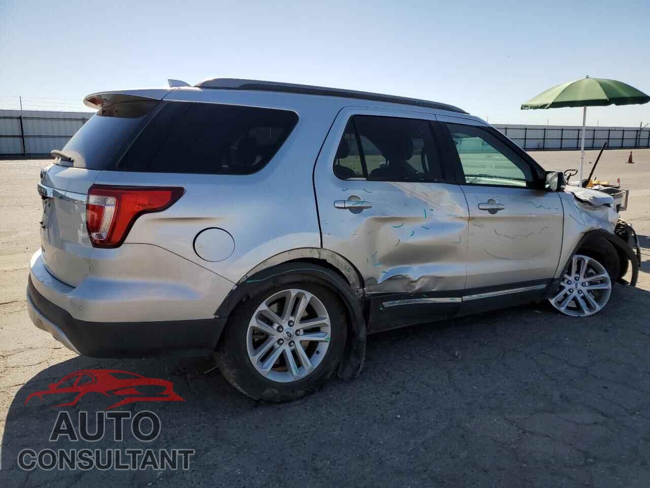 FORD EXPLORER 2017 - 1FM5K7D86HGE25097