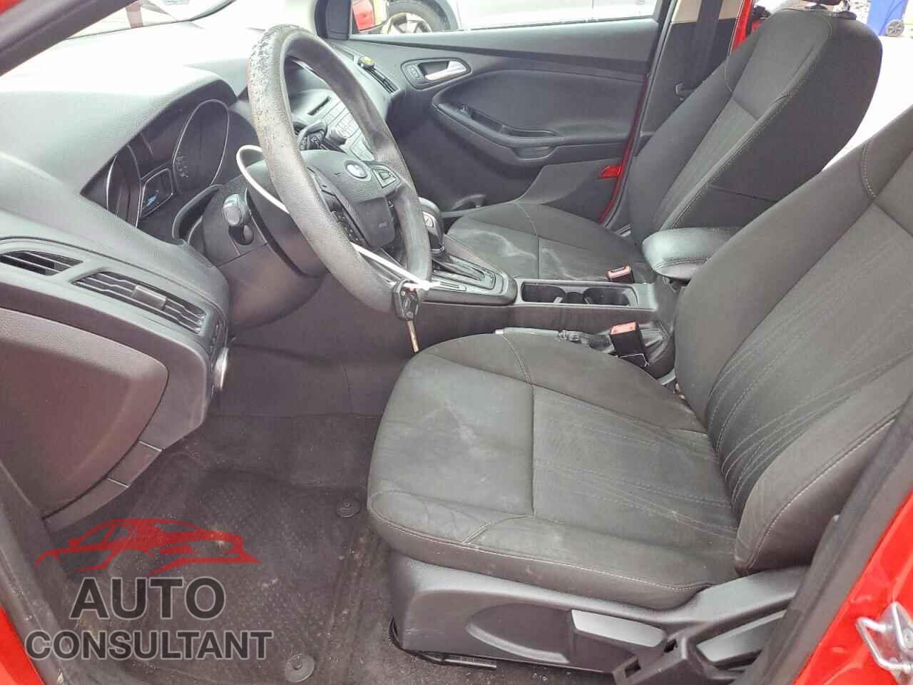 FORD FOCUS 2017 - 1FADP3K28HL232732