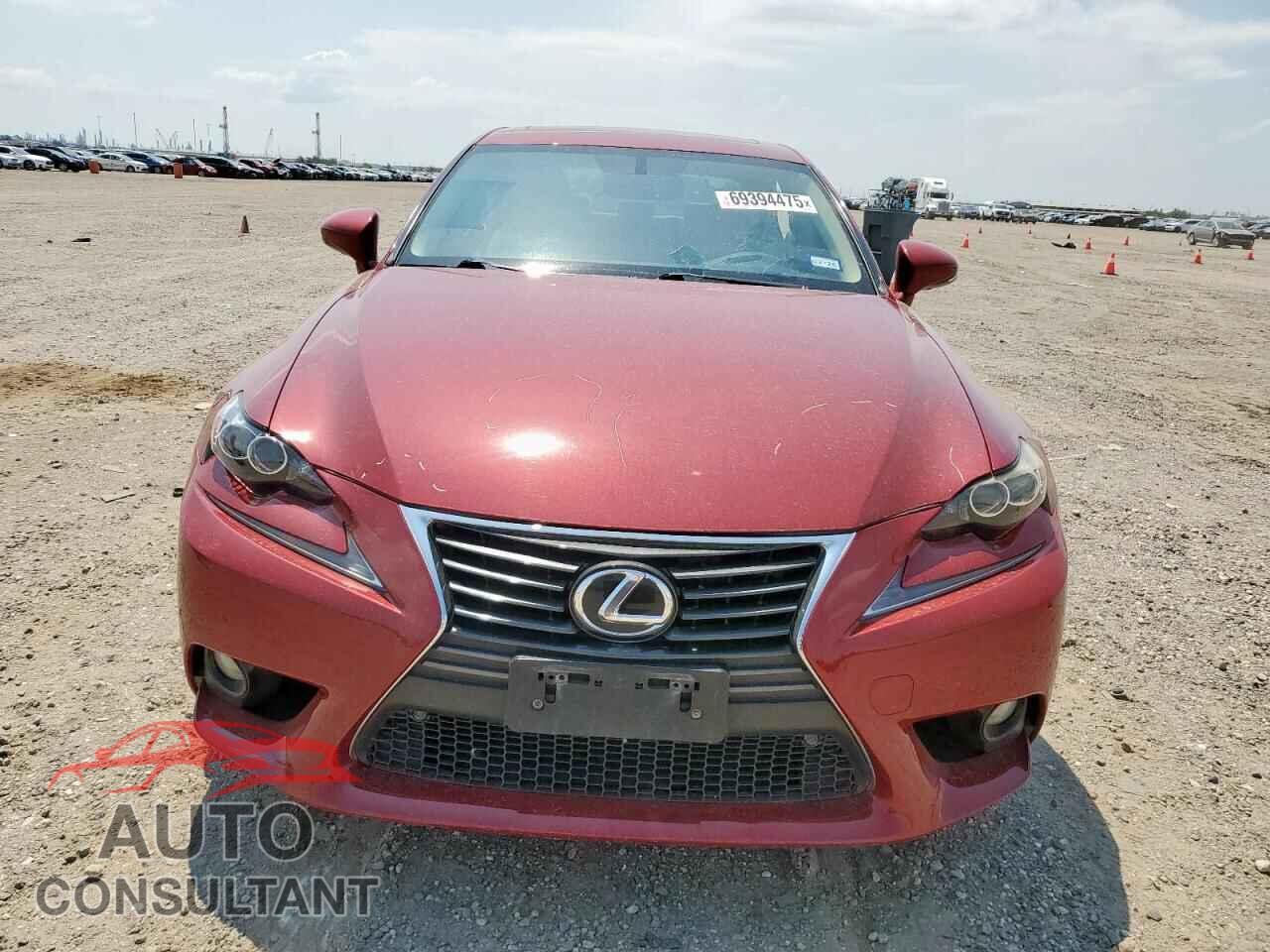 LEXUS IS 2014 - JTHBE1D20E5006434