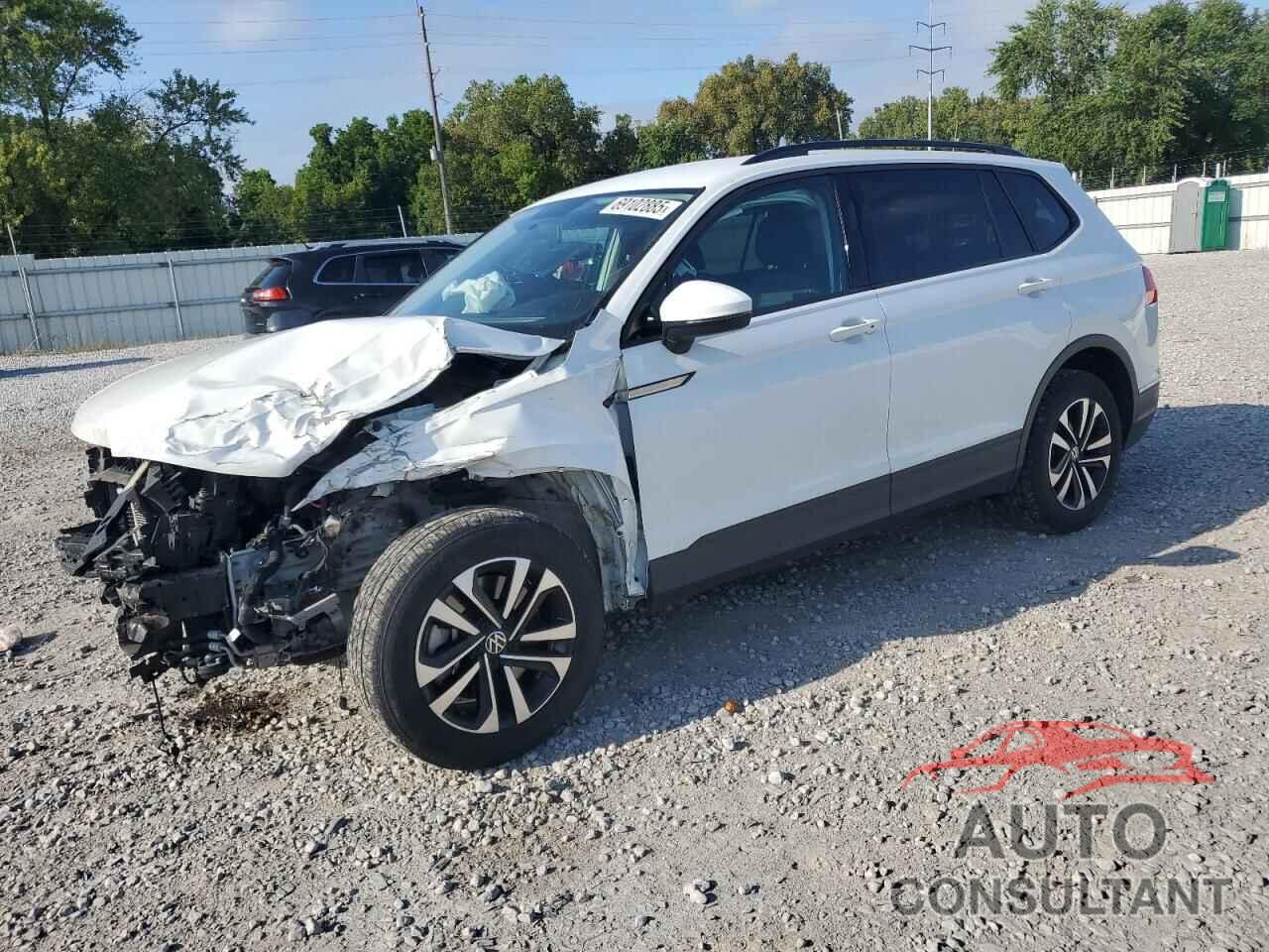 VOLKSWAGEN TIGUAN 2022 - 3VV0B7AX1NM116926