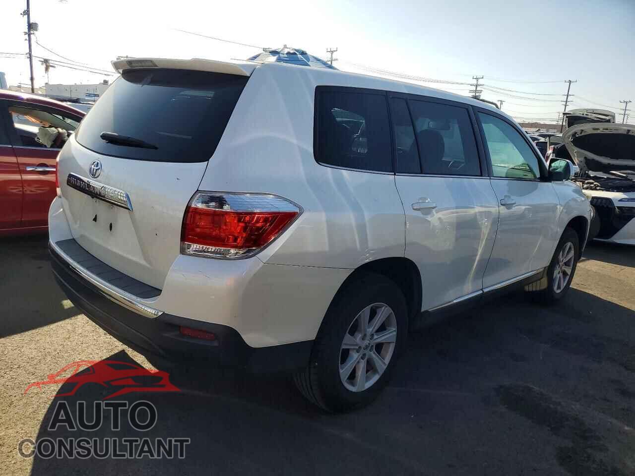 TOYOTA HIGHLANDER 2013 - 5TDZA3EH8DS036381