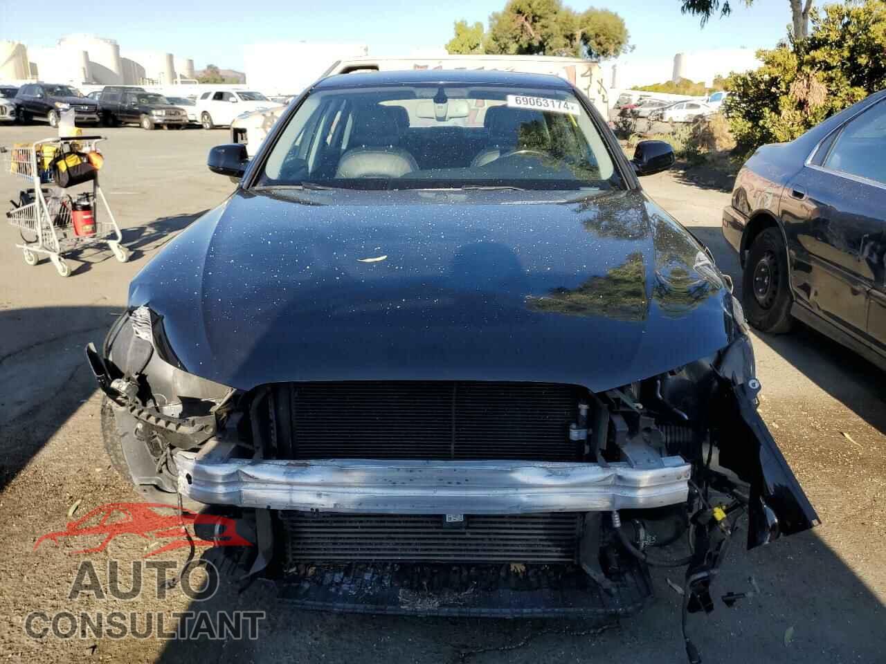 AUDI A4 2016 - WAUFFAFL0GN016600