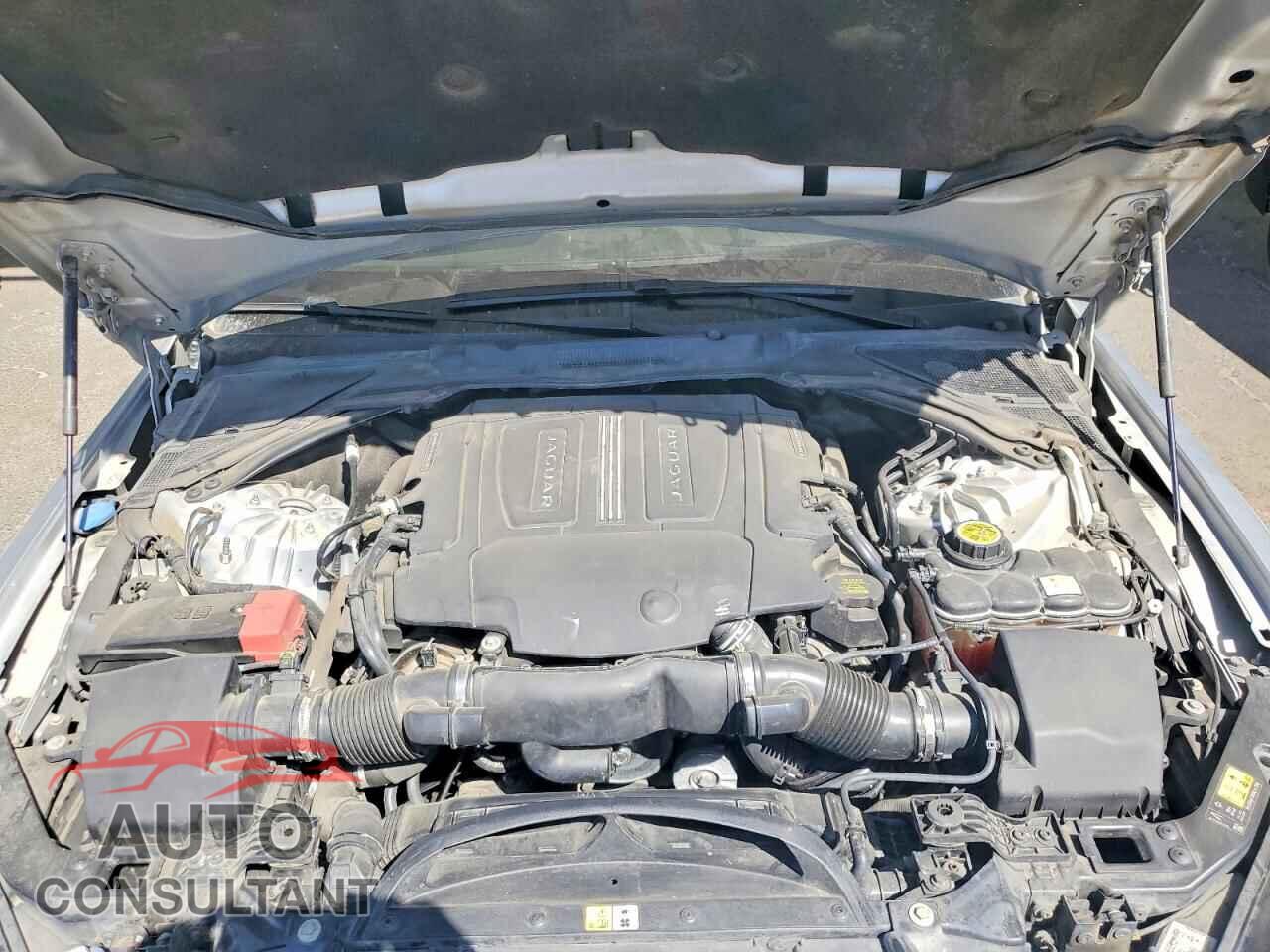 JAGUAR XE 2017 - SAJAE4BV6HA975440