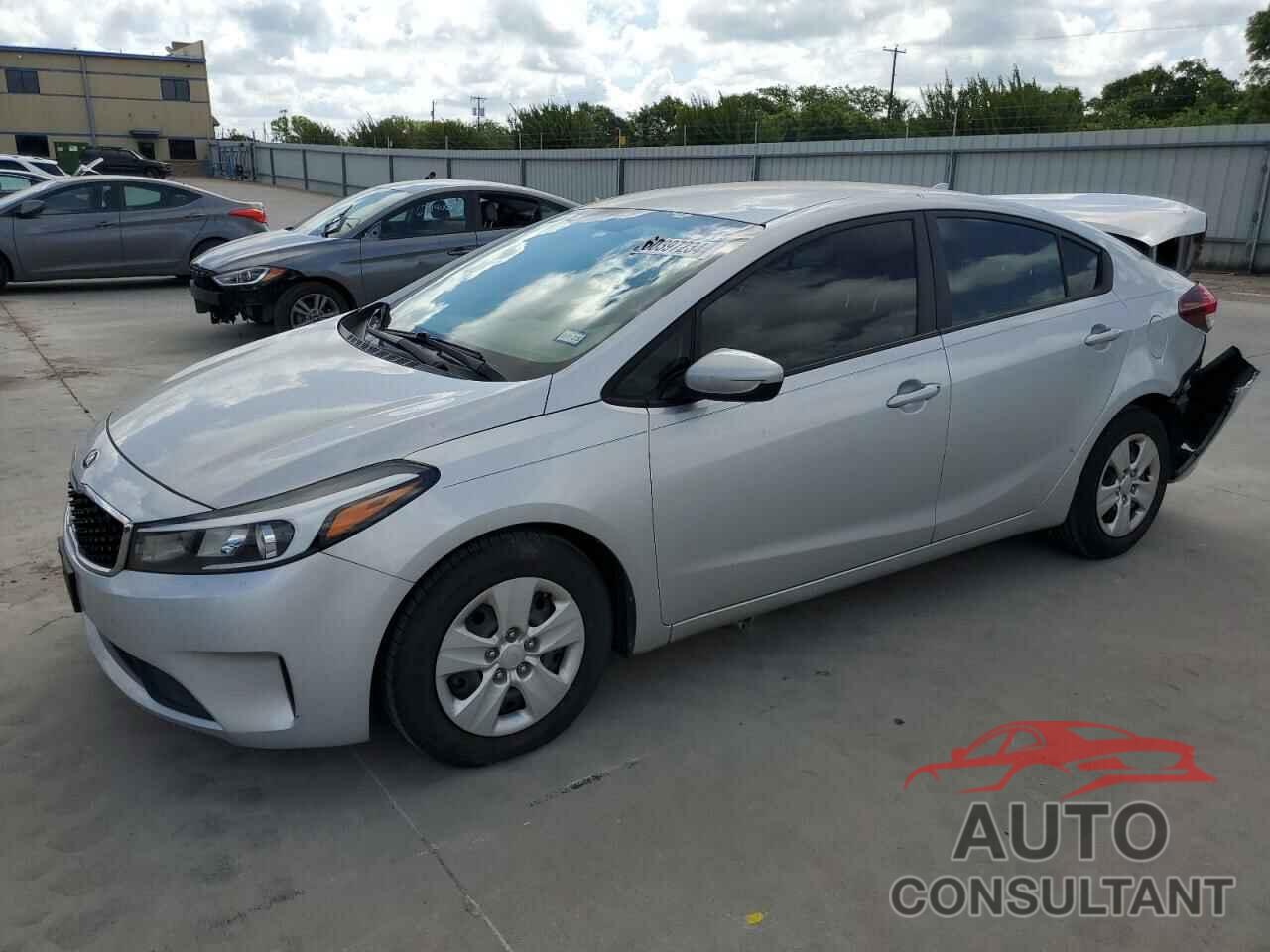 KIA FORTE 2018 - 3KPFK4A78JE276832