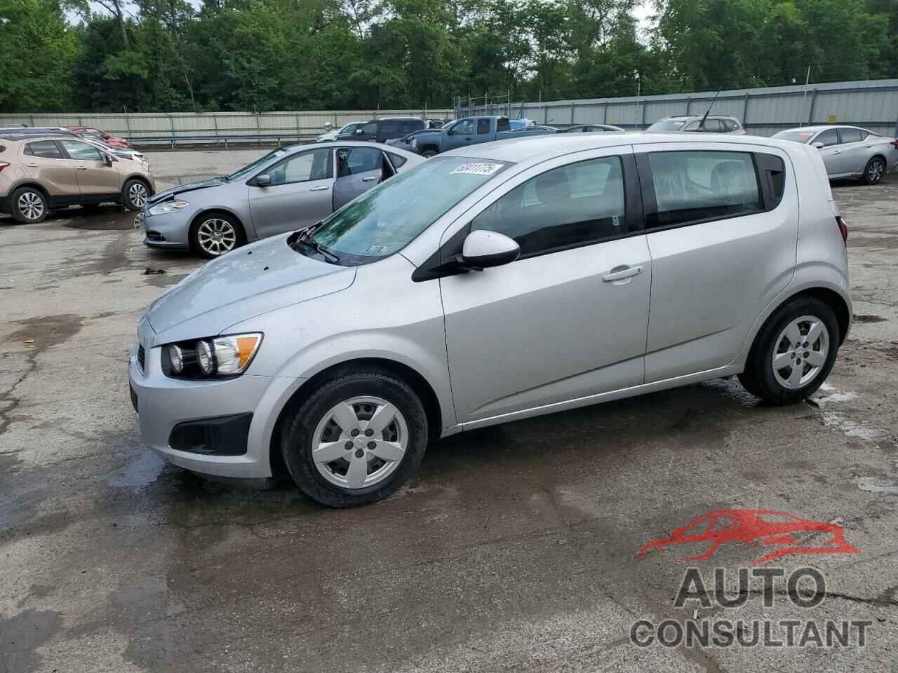 CHEVROLET SONIC 2014 - 1G1JA6SG6E4161427