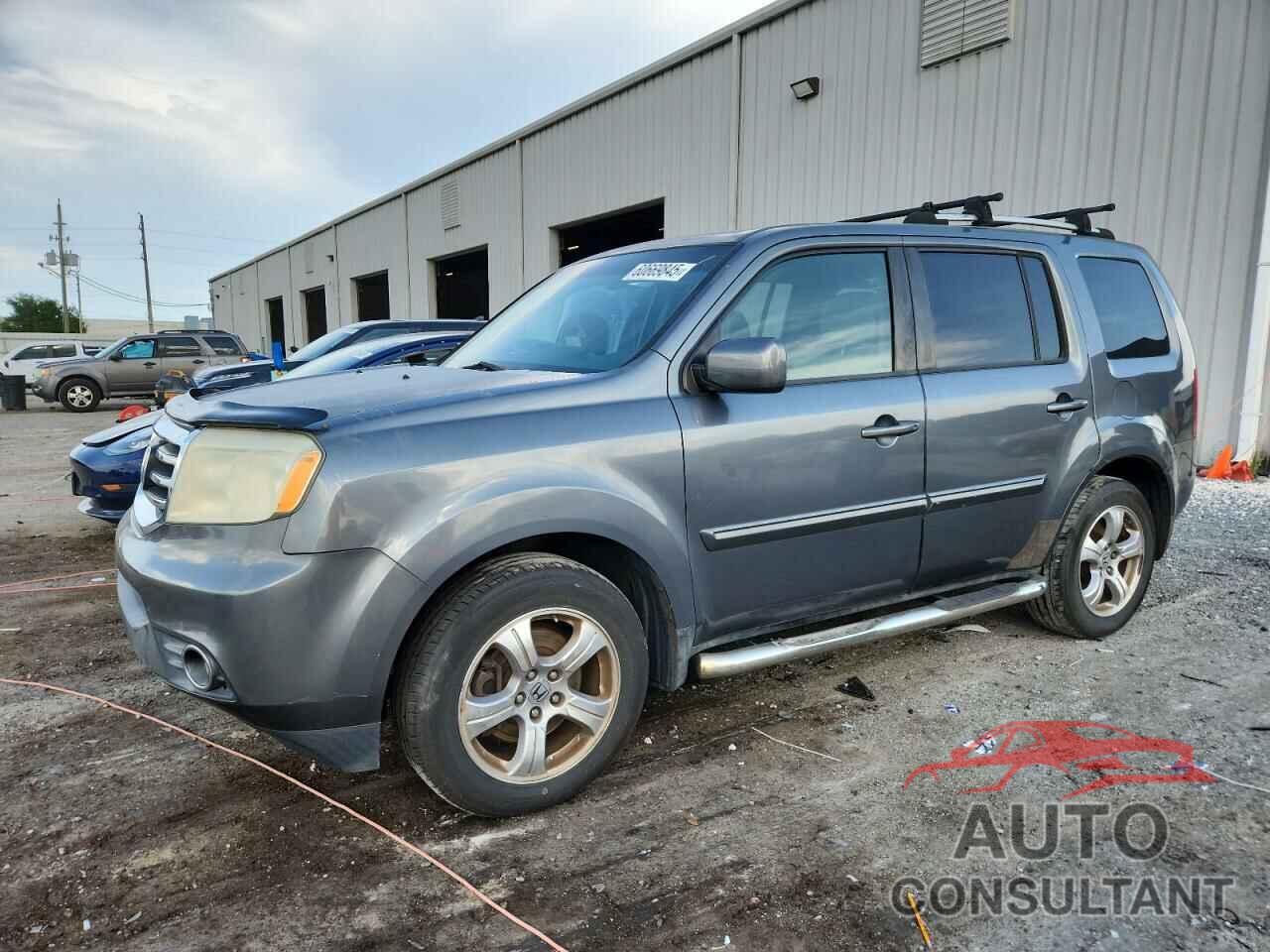 HONDA PILOT 2013 - 5FNYF4H47DB030426
