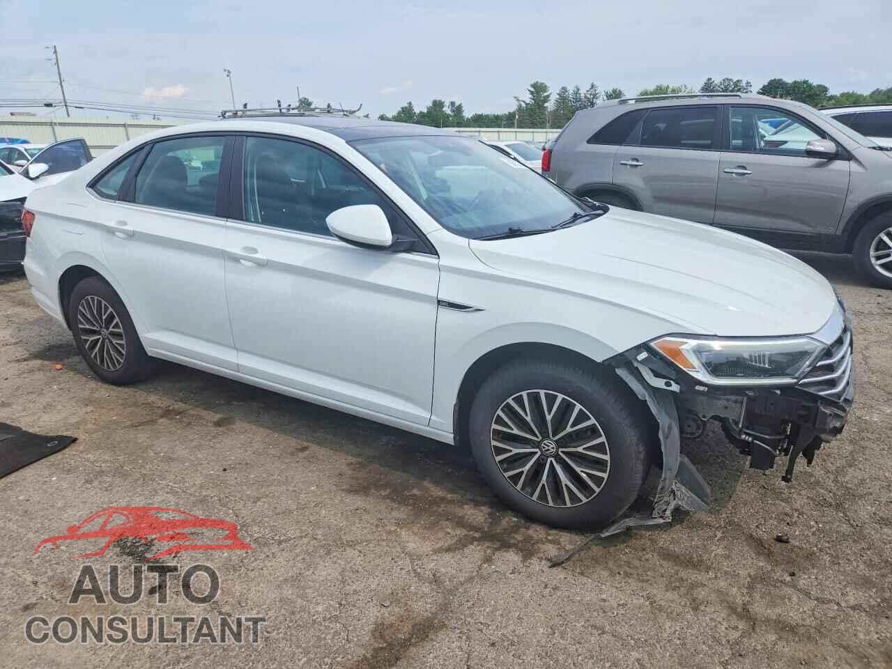 VOLKSWAGEN JETTA 2019 - 3VWEB7BU9KM124581