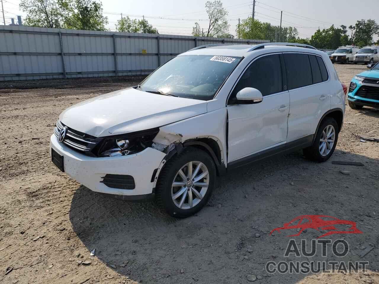 VOLKSWAGEN TIGUAN 2017 - WVGSV7AX8HK016294